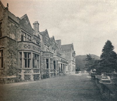 Grizedale Hall, Lancashire: El Frente Sur y Terraza, c1911 de Unbekannt