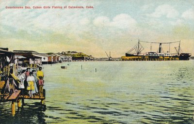 Bahía de Guantánamo, chicas cubanas pescando en Caimanera, Cuba, c. 1910 de Unbekannt