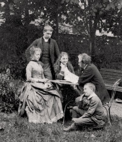 Gustave Eiffel, ingeniero francés, con su familia, 1882 de Unbekannt