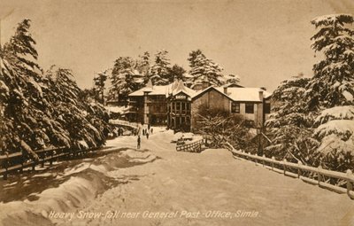 Fuerte nevada cerca de la Oficina General de Correos, Simla, c. 1918-c. 1939 de Unbekannt