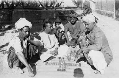 Hindúes jugando, India, 1916-1917 de Unbekannt