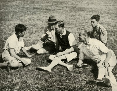 En el campamento en Southwold, Suffolk: Una charla amistosa, 1937 de Unbekannt