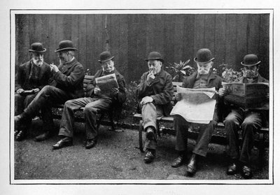 En el patio de ventilación, Asilo de St Marylebone, Luxborough Street, Londres, c1901 1903 de Unbekannt