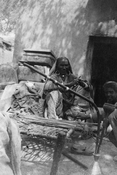Mujer india de la casta más baja, Howshera, 1917 de Unbekannt