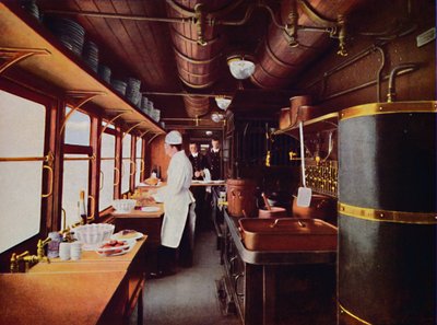 Dentro de una Cocina de Vagón Restaurante en el Ferrocarril L.M.S., 1926 de Unbekannt