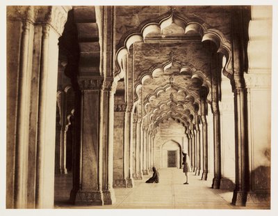 Interior de la Mezquita de la Perla en Agra (India), hacia 1865, construida en mármol entre 1646-1653 de Unbekannt