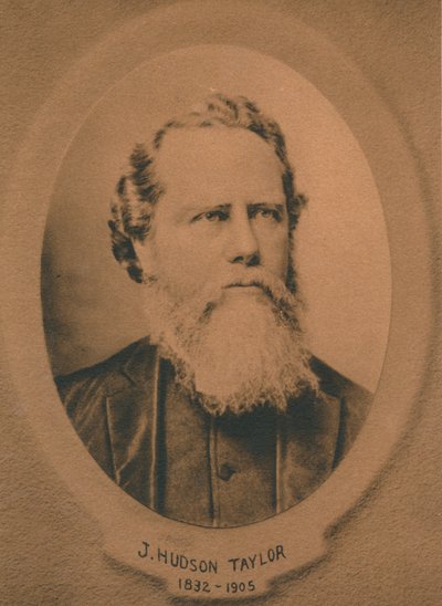 James Hudson Taylor 1832-1905, misionero cristiano protestante británico en China, c1910s de Unbekannt