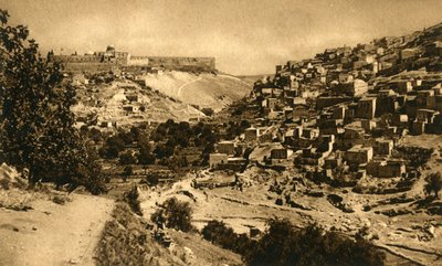 Jerusalén - Valle de Cedrón, Siloé y Muralla de la Ciudad, c1918-c1939 de Unbekannt