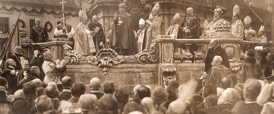 Rey Carlos IV tomando su juramento de coronación en Budapest el 30 de diciembre de 1916 de Unbekannt