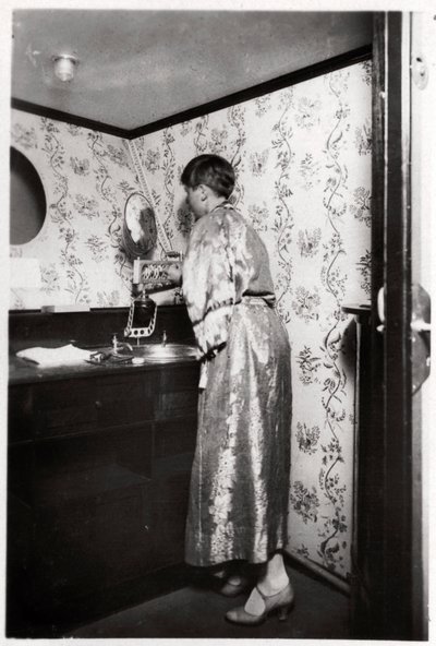 Baño de damas, Zeppelin LZ 127 Graf Zeppelin, 1933 de Unbekannt