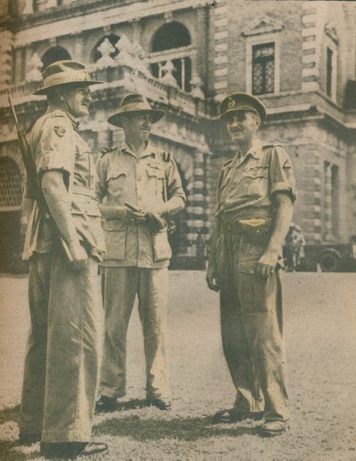 Líderes en la campaña de Birmania se reunieron en Rangún después de la caída de la ciudad el 3 de mayo de 1945, 1945 de Unbekannt