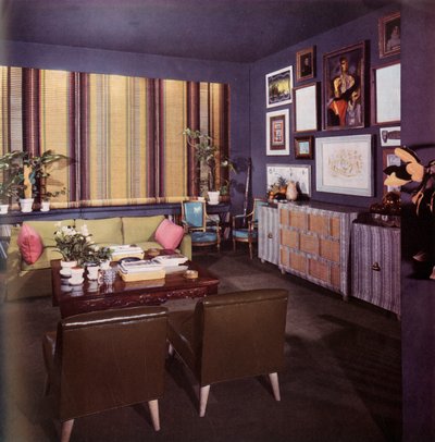 Sala de estar en un apartamento diseñado por William Pahlmann, 1949 de Unbekannt