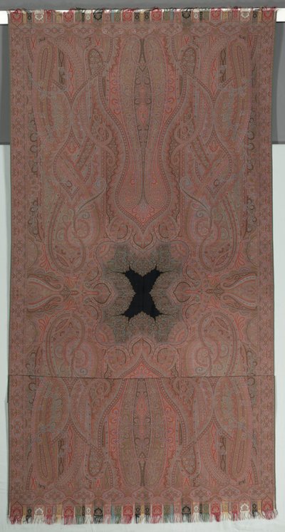 Chal largo con grandes botehs simétricos y pequeño centro negro, 1855-1862 de Unbekannt