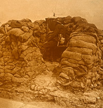 Vigilante en la línea del frente, c1914-c1918 de Unbekannt