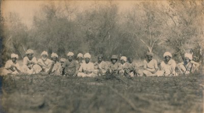 Teniente Smith y Batidores - Caza de tigres en Budhapur, 1922 de Unbekannt