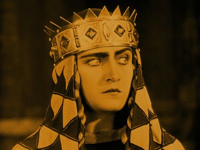 Margarete Schön como Kriemhild en la película Die Nibelungen: La venganza de Kriemhild de Fritz Lang, 1924 de Unbekannt