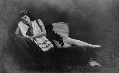 Matilda Kschessinska en el papel principal del ballet La Esmeralda de Unbekannt