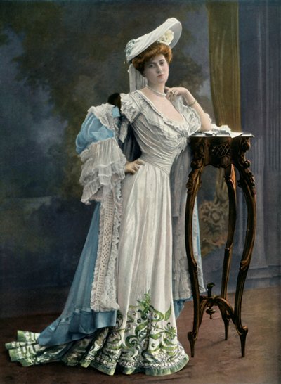 Mlle. Paule Andral - Du Théâtre Du Vaudeville - Role de Roseline Denis. - L
