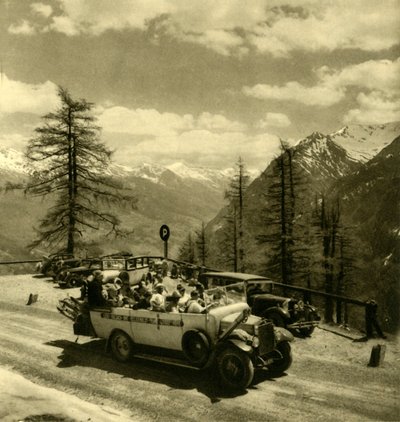 Vista de montaña en Schöneck en la Carretera Alpina Alta de Grossglockner, Austria, c1935 de Unbekannt