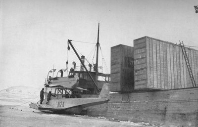 N24 en los Derricks del Hobby en Kings Bay, c1925, 1928 de Unbekannt