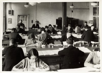 Trabajadores de oficina, c 1930 de Unbekannt