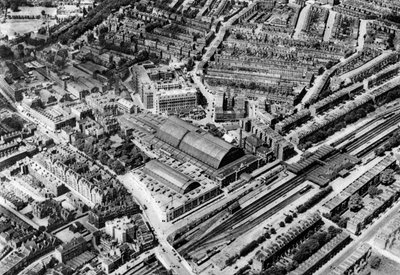 Olympia y la sede del Banco de Ahorros de Correos, Londres, 1926-1927 de Unbekannt