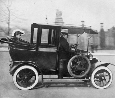 El 2 de marzo de 1911, el Secretario del Interior, Sr. Winston Churchill fue al Palacio, 1911, 1945 de Unbekannt