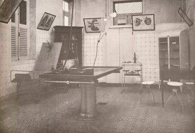 Sala de operaciones del Servicio Médico-Legal, 1914 de Unbekannt