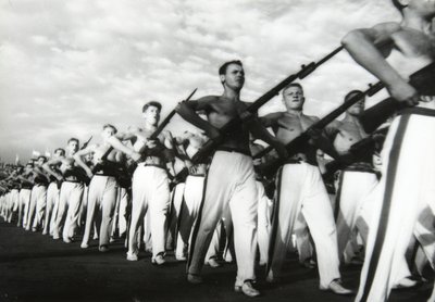 Desfile de los Jóvenes Comunistas, Moscú, URSS, años 1930 de Unbekannt