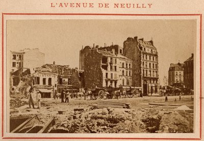 Comuna de París (1871): vista de la avenida de Neuilly en París en mayo de 1871. de Unbekannt