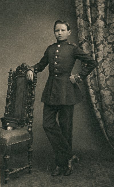 Paul von Hindenburg 1847-1934, como Cadete en Wahlstatt, 1860, 1930s de Unbekannt