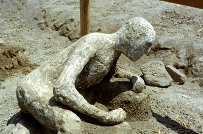 Persona muerta por la erupción de Pompeya, 79 d.C. de Unbekannt