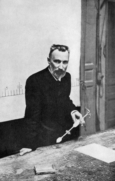 Pierre Curie, químico francés, cuando era profesor de física en la Sorbona, 1906 de Unbekannt