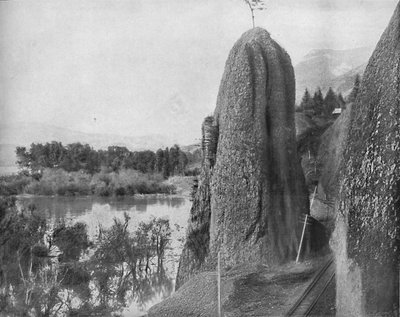 Pilares de Hércules, río Columbia, c1897 de Unbekannt