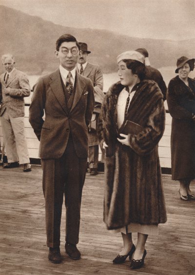 El Príncipe y la Princesa Chichibu llegando en el Queen Mary, 12 de abril de 1937 de Unbekannt