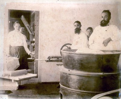 Producción de pastel de agua mineral, Yessentuki, Rusia, 1900s de Unbekannt