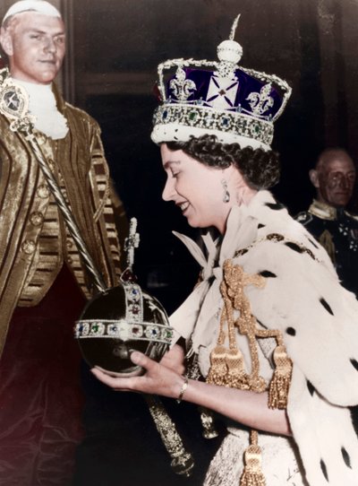 La Reina Isabel II regresando al Palacio de Buckingham después de su Coronación, 1953 de Unbekannt