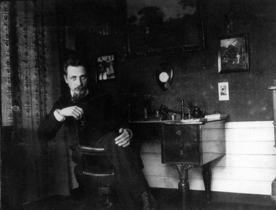 Rainer Maria Rilke en su estudio de Unbekannt