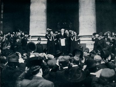 Lectura de la proclamación de la guerra contra Turquía desde la Bolsa Real, Londres, 1914 de Unbekannt