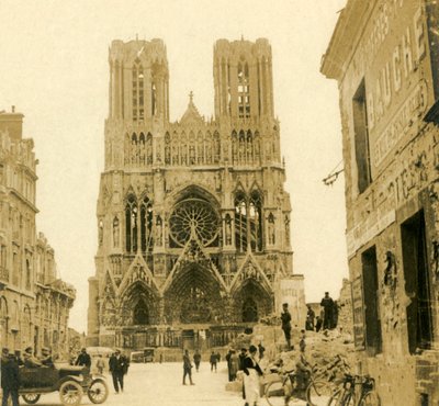 Catedral de Reims, Reims, norte de Francia, c1914-c1918 de Unbekannt