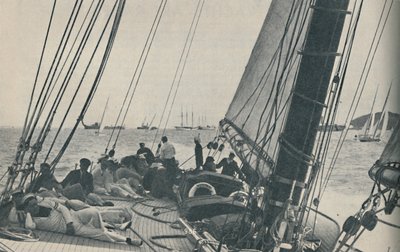 Las mayores yates de carreras británicos compiten durante la Semana de Cowes, 1937 de Unbekannt