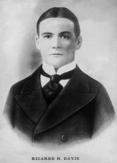 Ricardo H. Davis, 1920s de Unbekannt