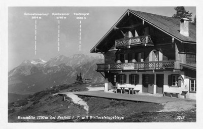 Rosshutte y las montañas Wettersteingebirge, cerca de Seefeld, Austria de Unbekannt