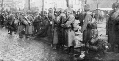 Tropas de infantería siberiana rusa en Varsovia, Polonia, 1914 de Unbekannt
