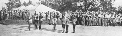 Tropas rusas saludando al zar Nicolás II, Krasnoye Selo, 22 de julio, 1914 de Unbekannt