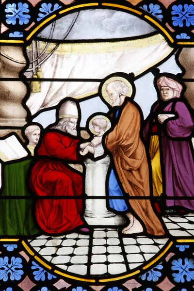 Vidriera de la catedral de Saint-Corentin: circuncisión de Jesús, Quimper, Francia de Unbekannt