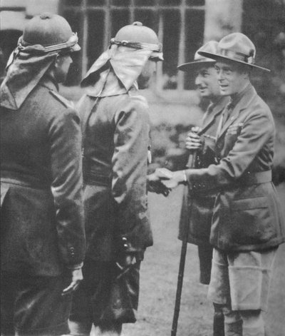 Scouts recibidos por el Príncipe de Gales en el jamboree en Arrowe Park, Birkenhead, 1929 de Unbekannt