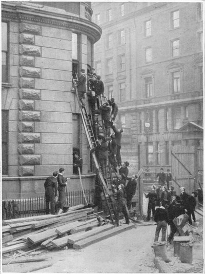Brigada de bomberos de sirvientes en el Hotel Cecil, Londres, c1903 de Unbekannt