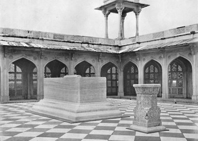 Sikandra. La Tumba de Akbar. Monumento en el Techo, c1910 de Unbekannt
