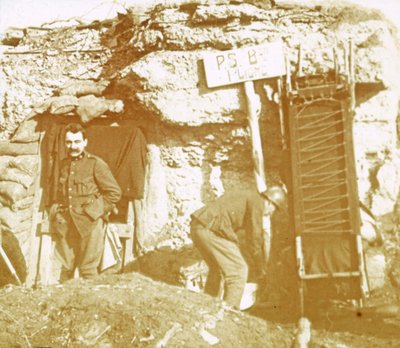 Soldados en trincheras de primera línea, c. 1914-c. 1918 de Unbekannt